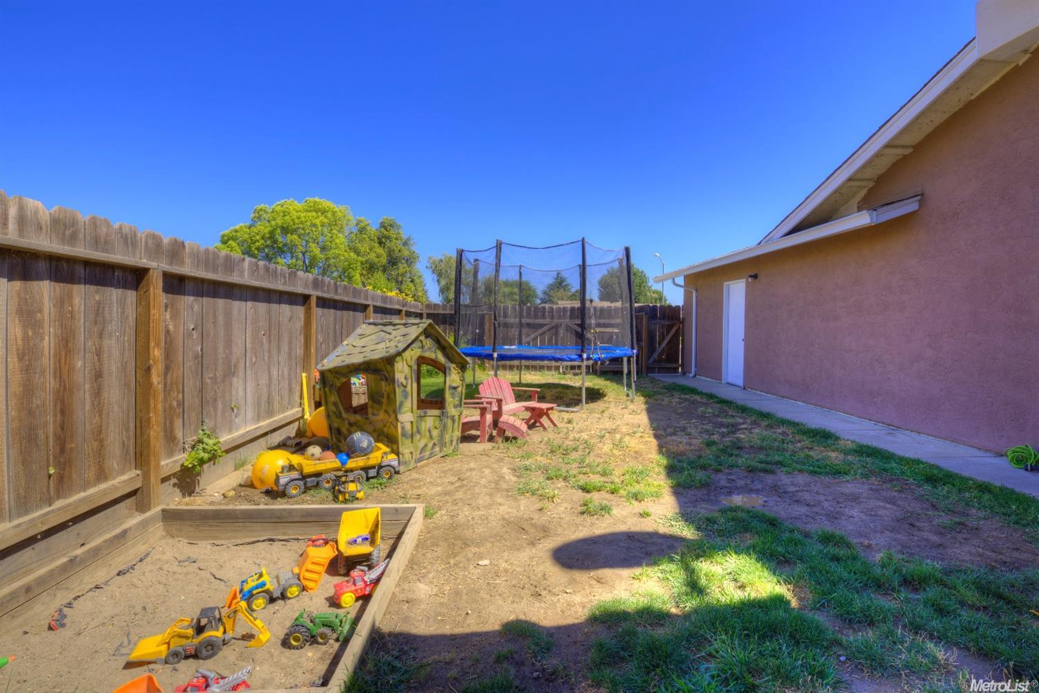 1542 Fig Ct, Ripon, CA 95366 photo 15