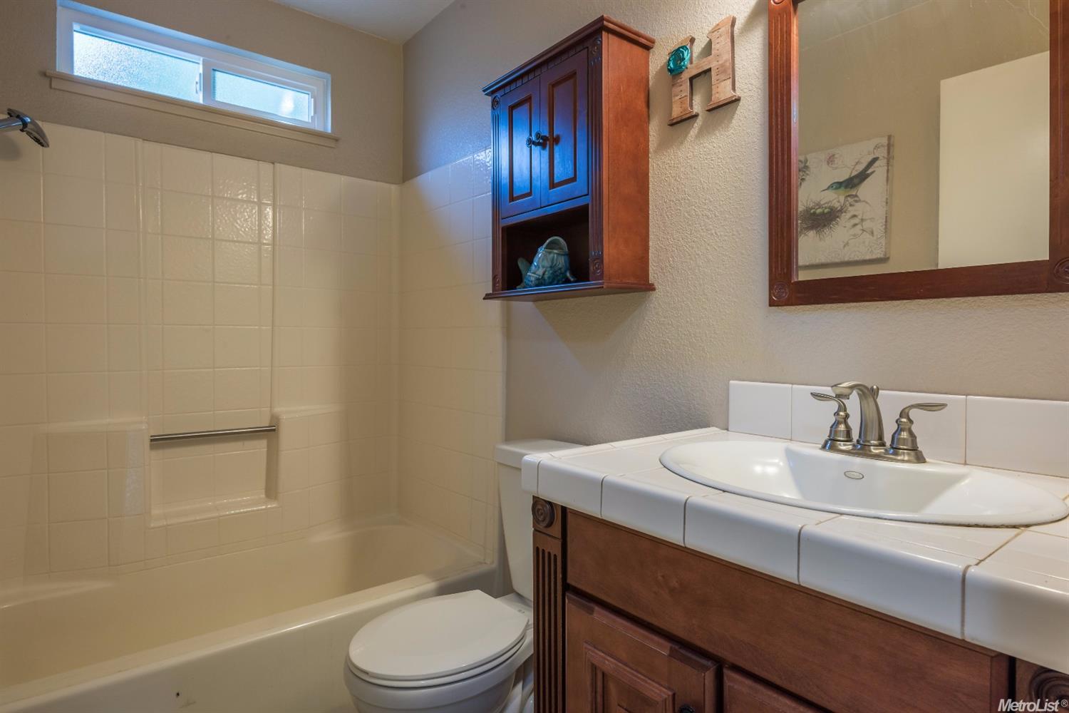 1542 Fig Ct, Ripon, CA 95366 photo 11