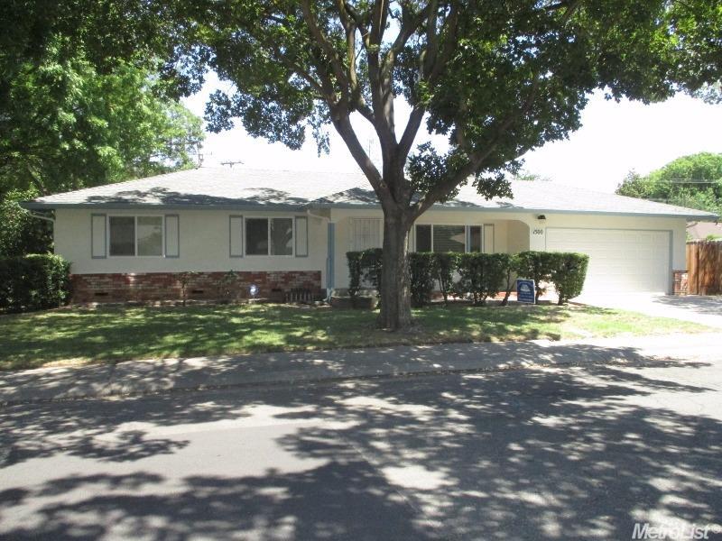 1500 Dwight Ln, Modesto, CA 95350 photo 1