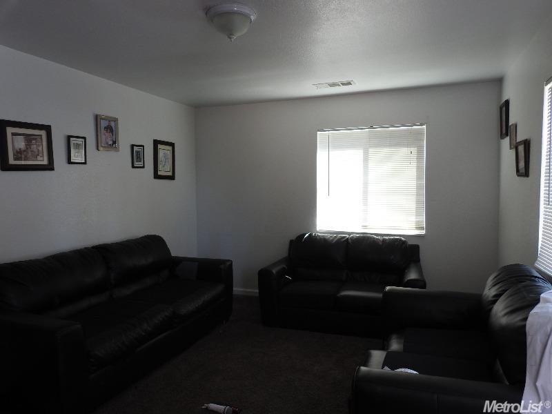 1921 Kenneth St, Modesto, CA 95351 photo 8