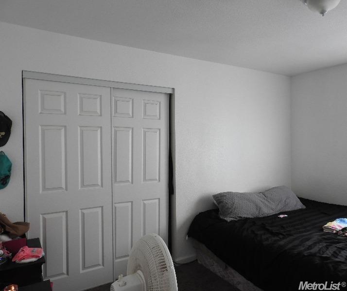 1921 Kenneth St, Modesto, CA 95351 photo 4