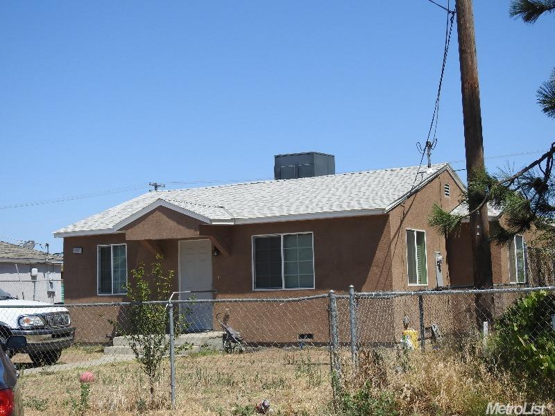 1921 Kenneth St, Modesto, CA 95351 photo 1