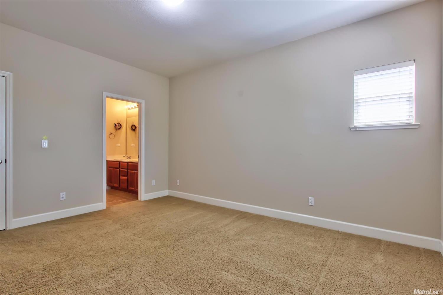 7713 Agate Beach Way, Antelope, CA 95843 photo 23