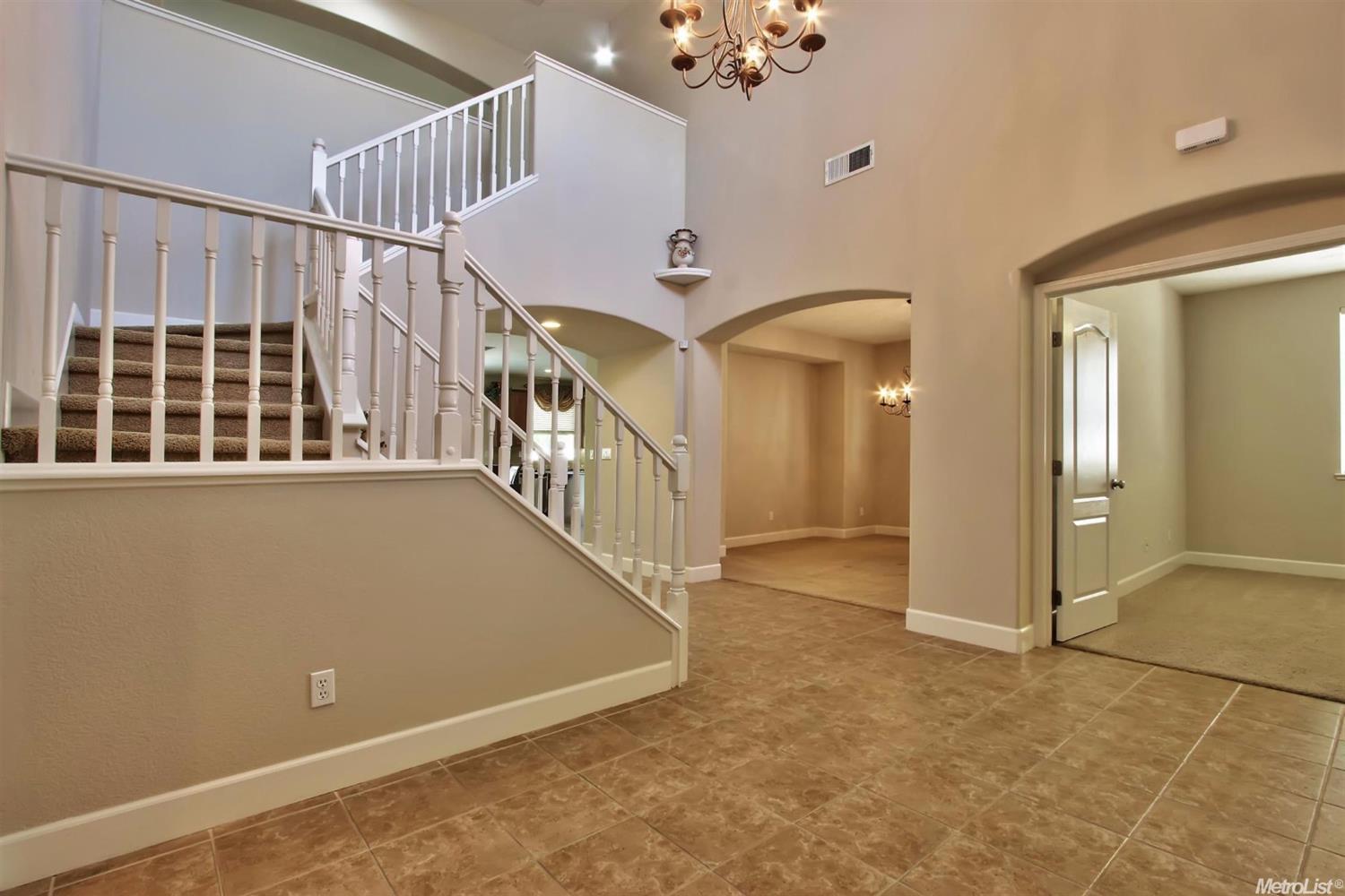7713 Agate Beach Way, Antelope, CA 95843 photo 7