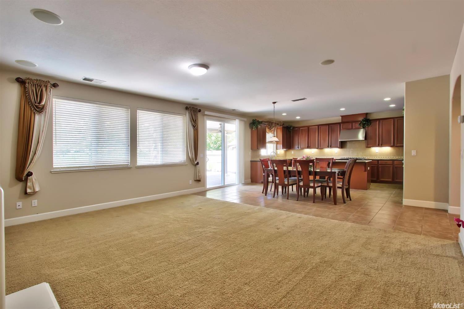 7713 Agate Beach Way, Antelope, CA 95843 photo 14