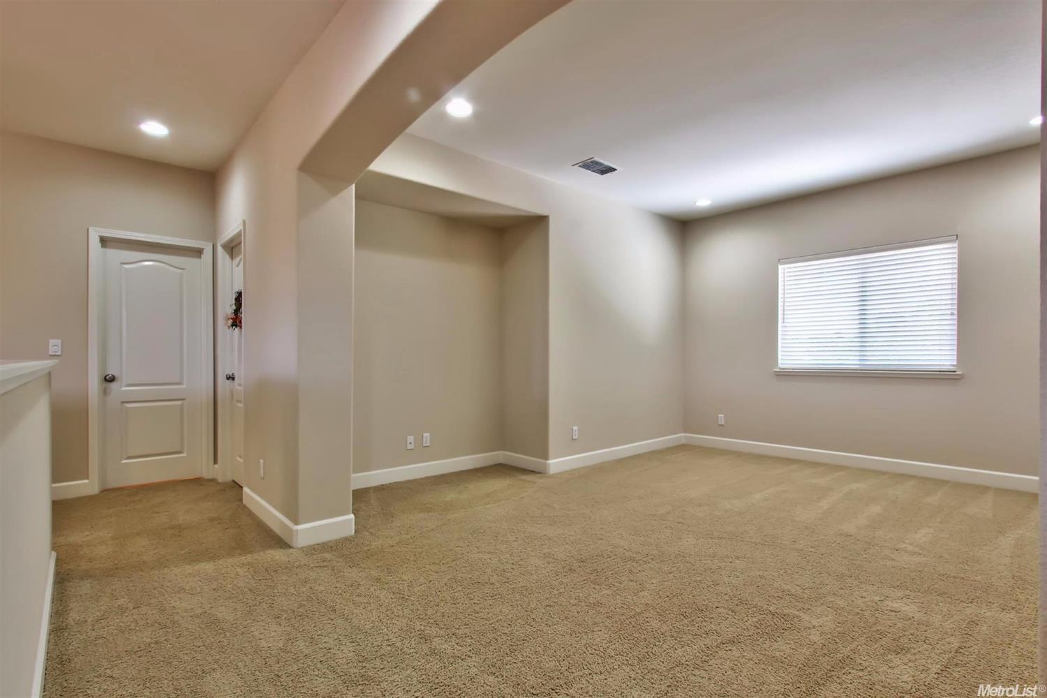 7713 Agate Beach Way, Antelope, CA 95843 photo 22