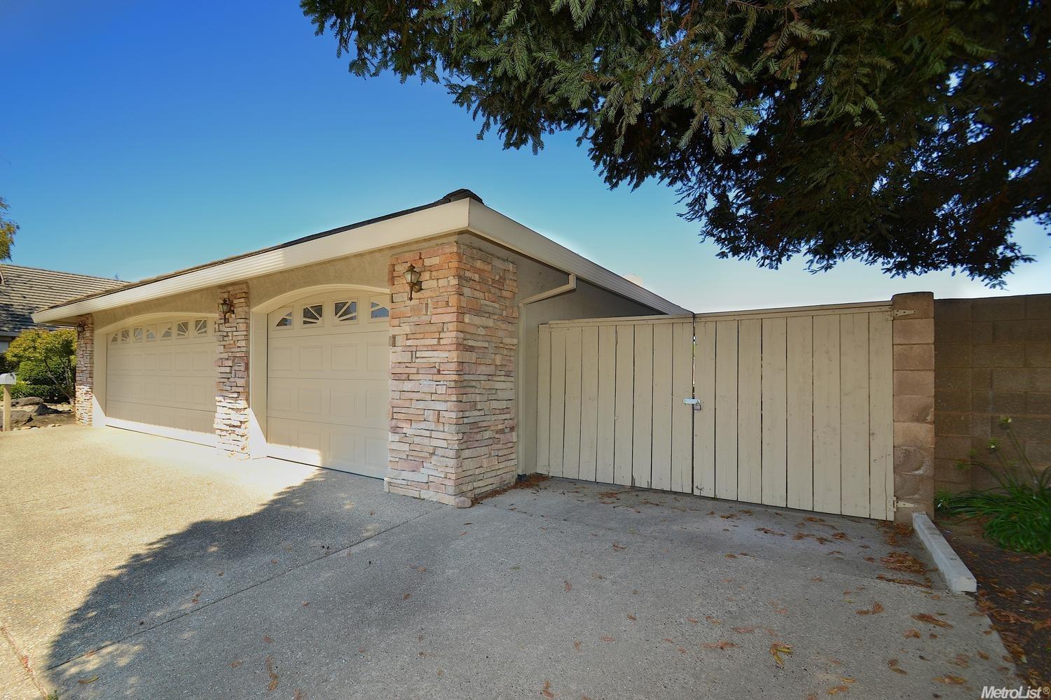 1150 Vienna Dr, Lodi, CA 95242 photo 2