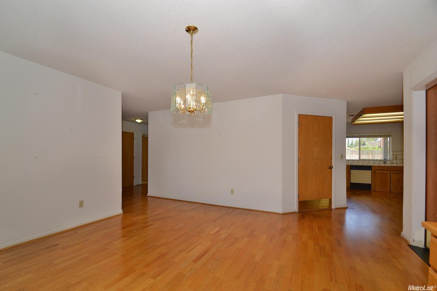 1150 Vienna Dr, Lodi, CA 95242 photo 4