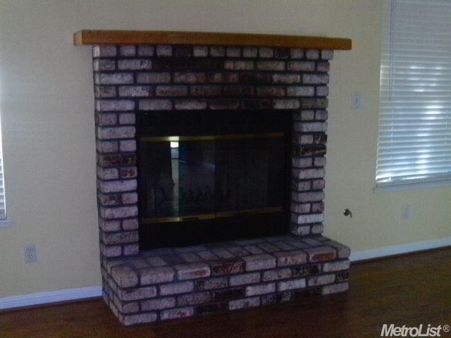 2212 Meadow Glen Dr, Modesto, CA 95355 photo 6