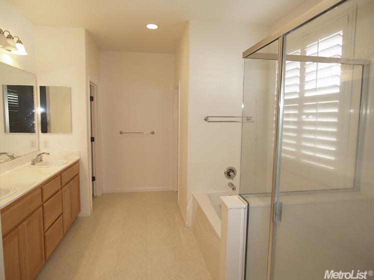 2605 Amir Dr, Modesto, CA 95355 photo 16