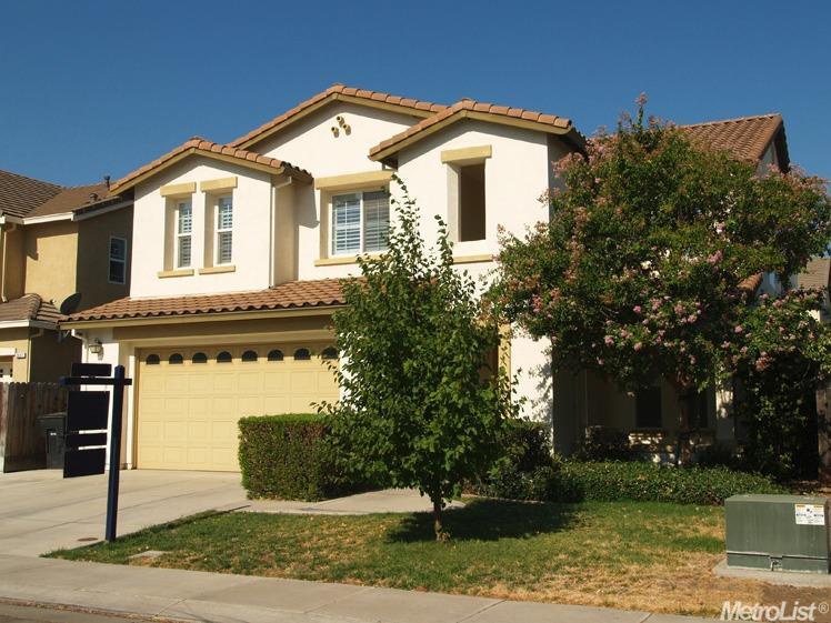 2605 Amir Dr, Modesto, CA 95355 photo 2