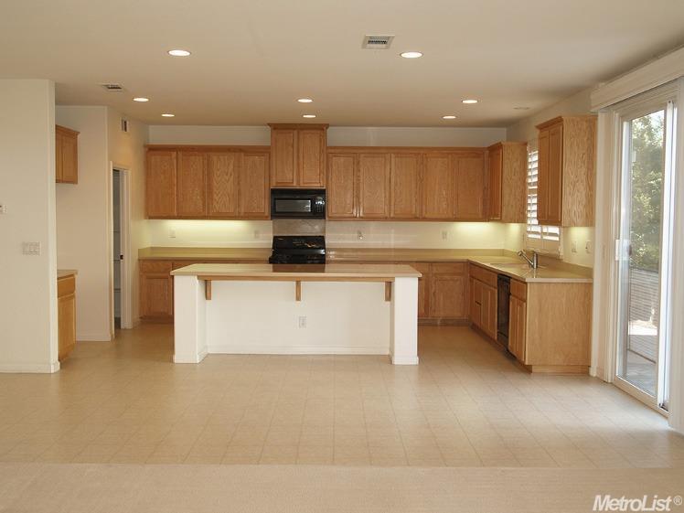2605 Amir Dr, Modesto, CA 95355 photo 10