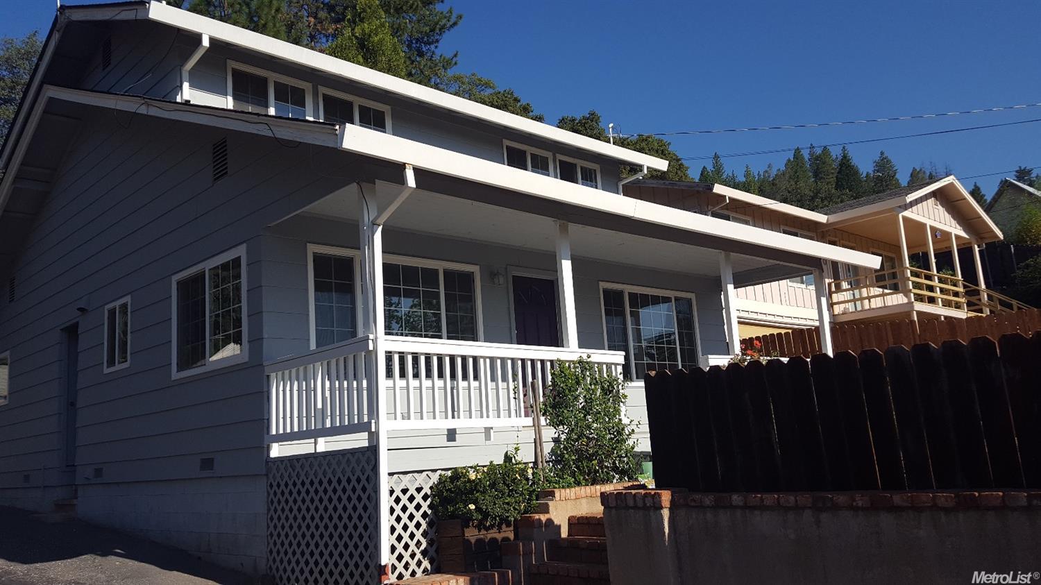 130 Pleasant St, Colfax, CA 95713 photo 3