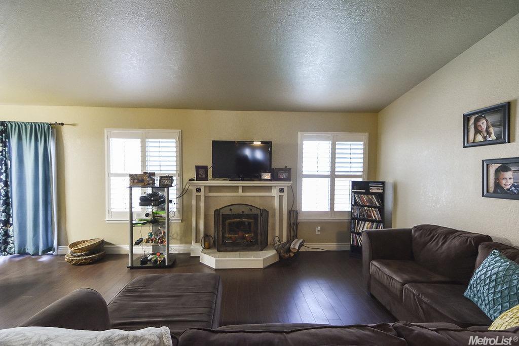 1229 Stonum Ln, Manteca, CA 95337 photo 13
