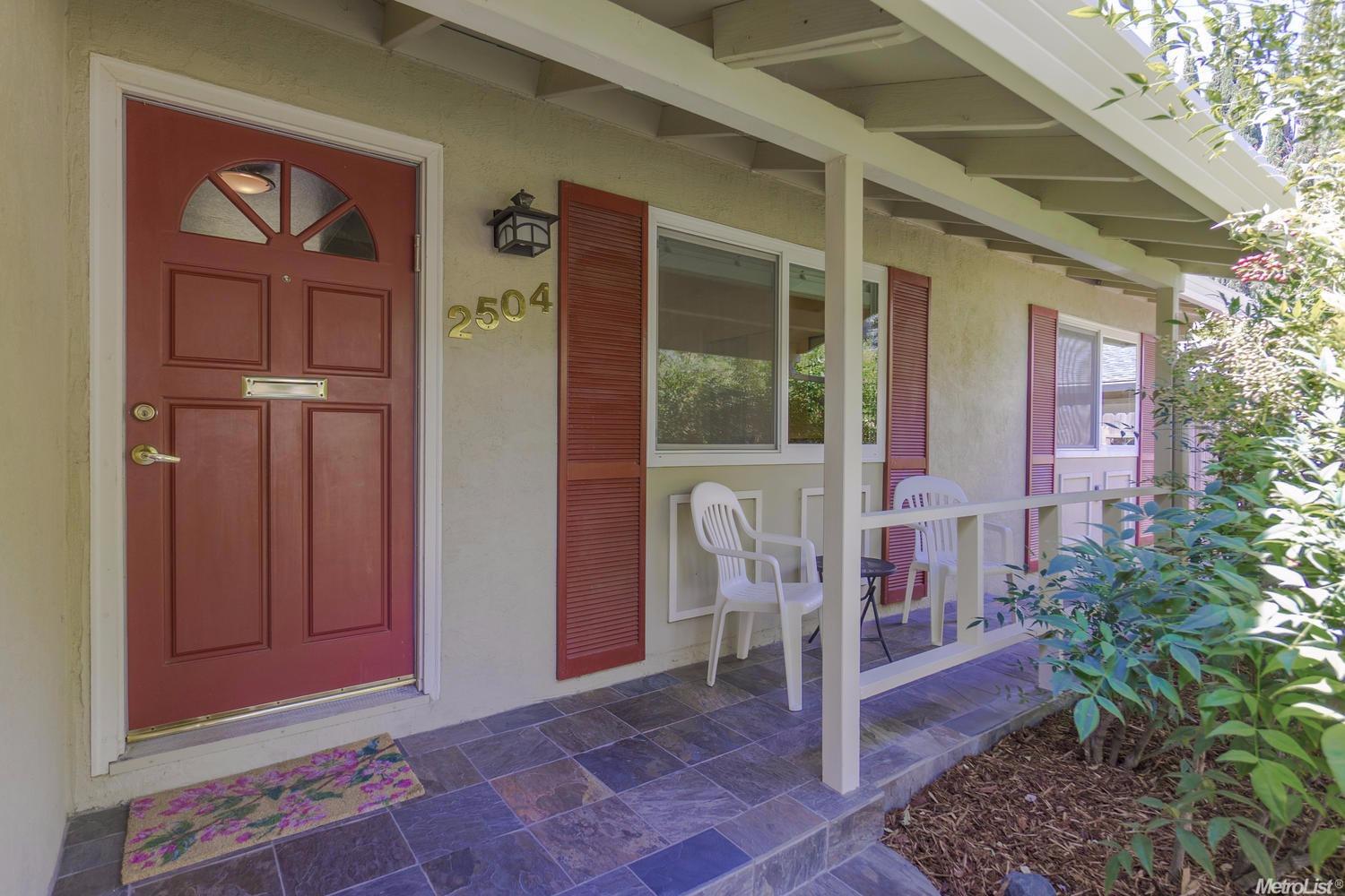 2504 Regis Dr, Davis, CA 95618 photo 3
