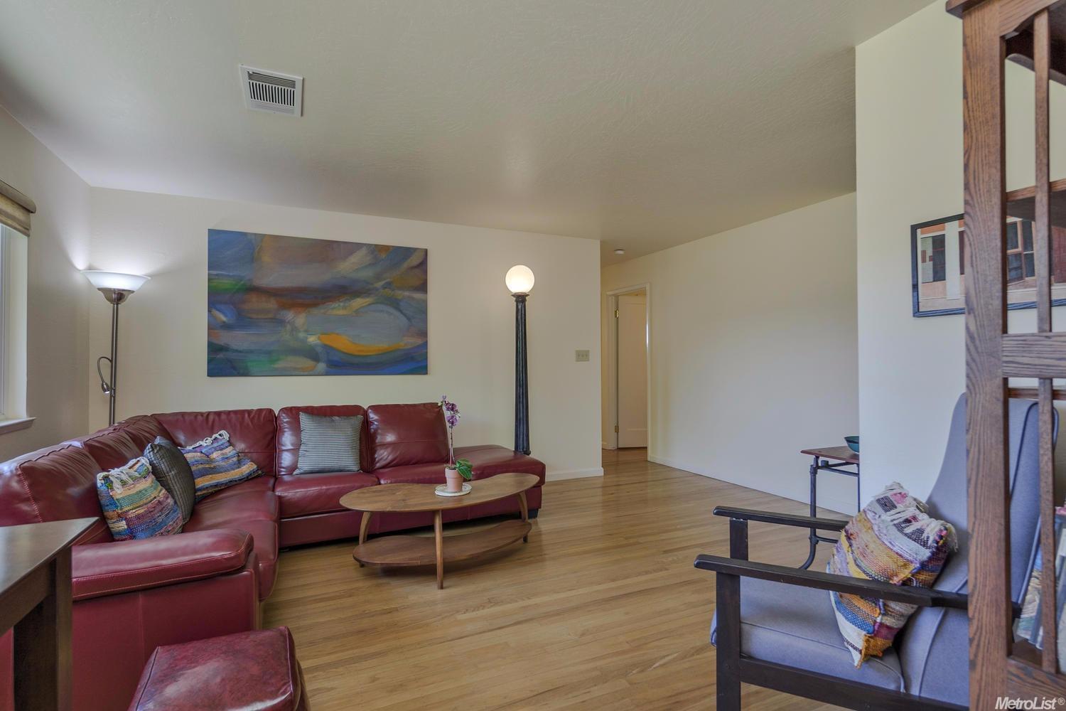 2504 Regis Dr, Davis, CA 95618 photo 5