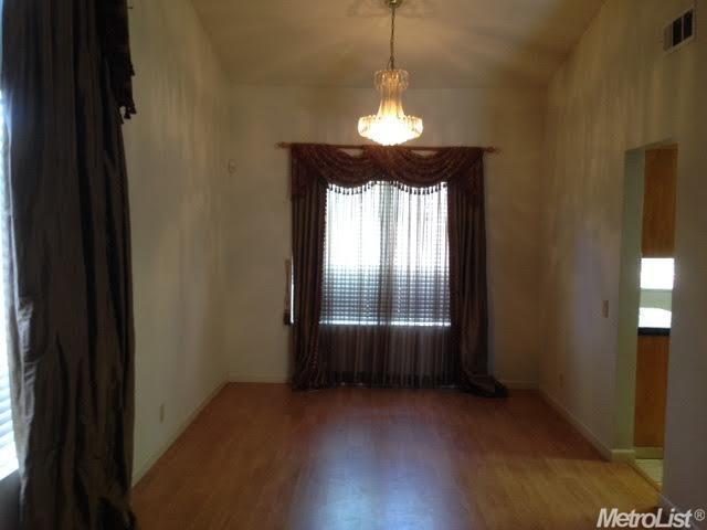 3905 Dillingham Ave, Modesto, CA 95357 photo 3