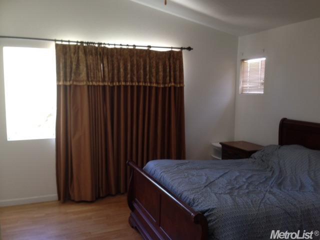3905 Dillingham Ave, Modesto, CA 95357 photo 9