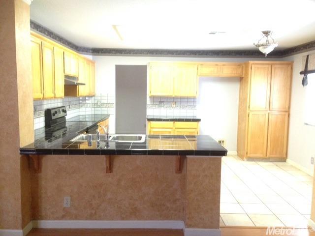 3905 Dillingham Ave, Modesto, CA 95357 photo 5