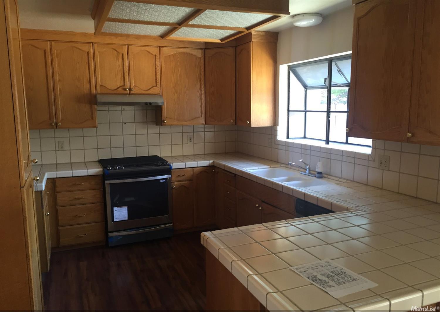 1853 Songbird Pl, Lodi, CA 95240 photo 7