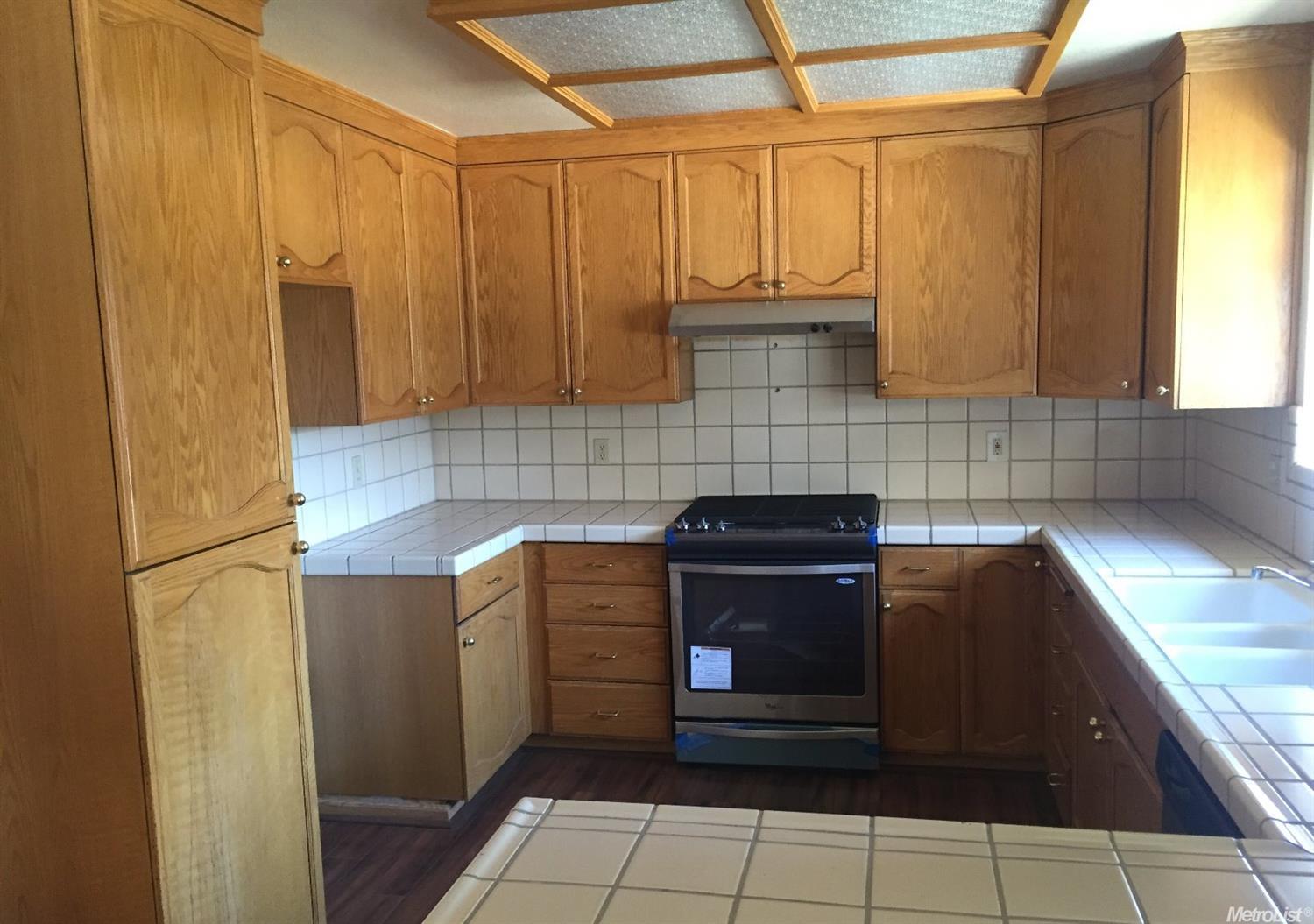 1853 Songbird Pl, Lodi, CA 95240 photo 8