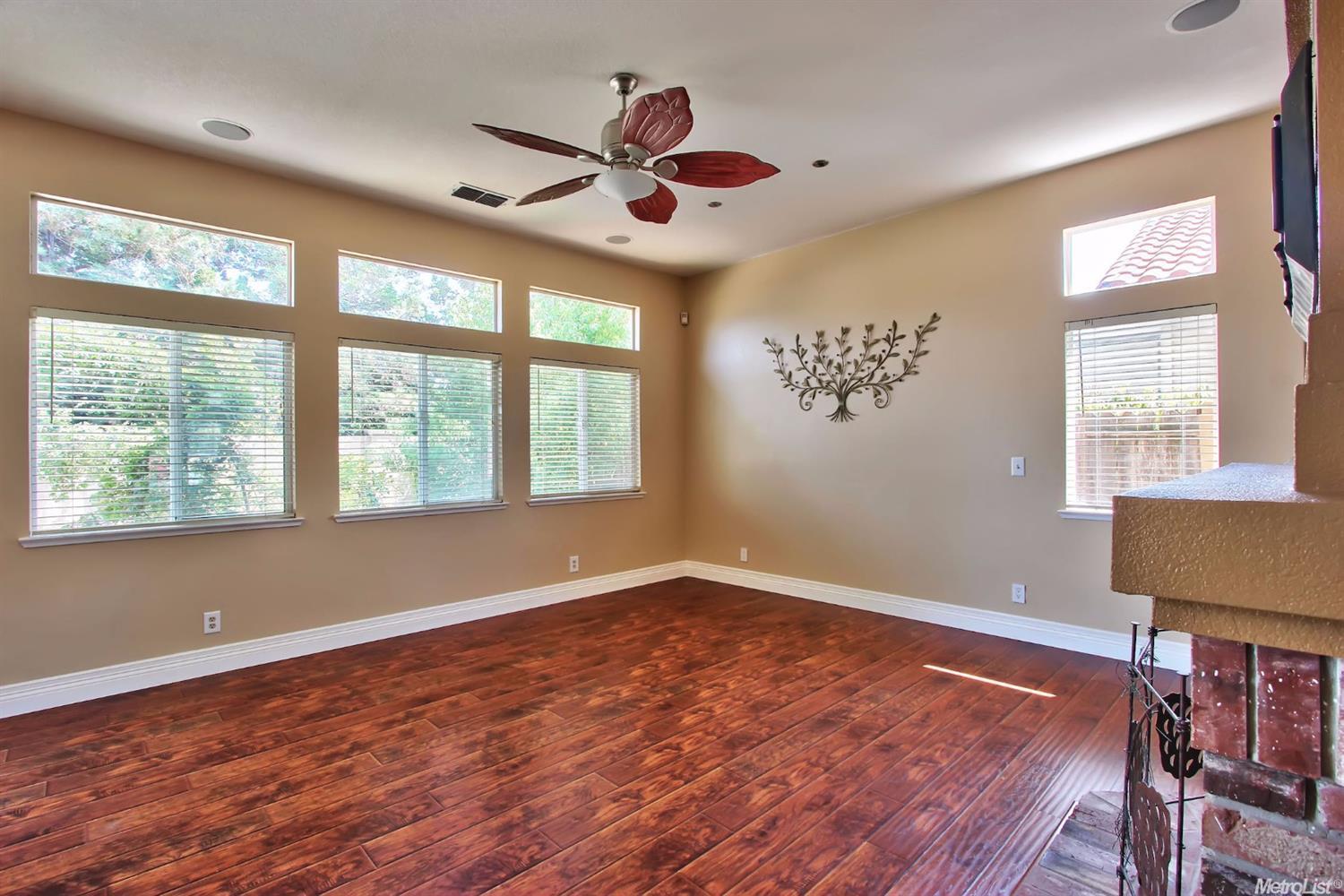116 Wembley Ct, Folsom, CA 95630 photo 4