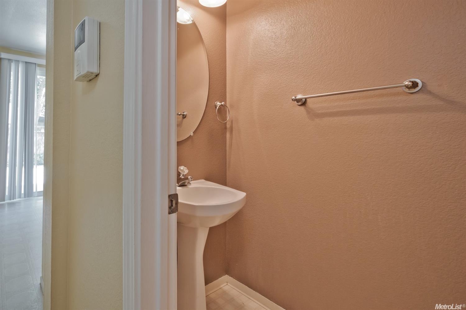 1286 Gentry Ct, Tracy, CA 95377 photo 10