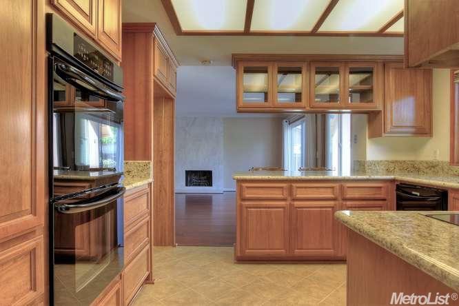 80 Renown Dr, Tracy, CA 95376 photo 3