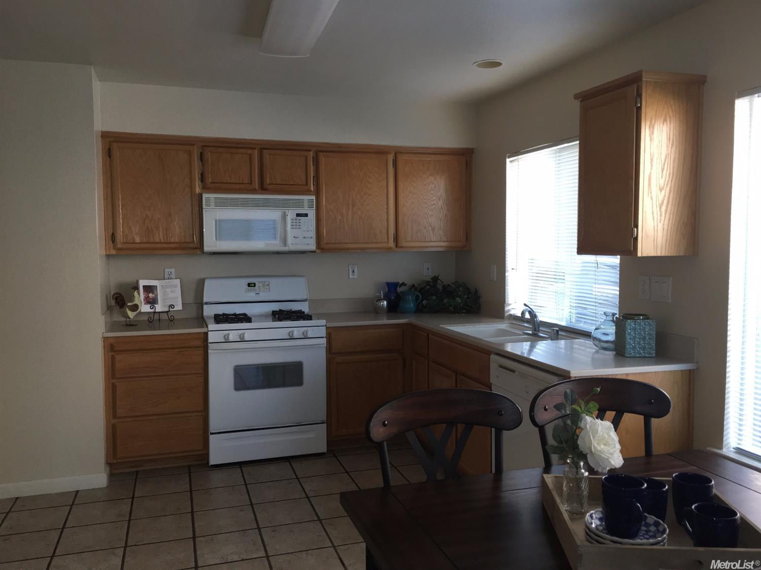 1414 Santander Ct, Davis, CA 95618 photo 9
