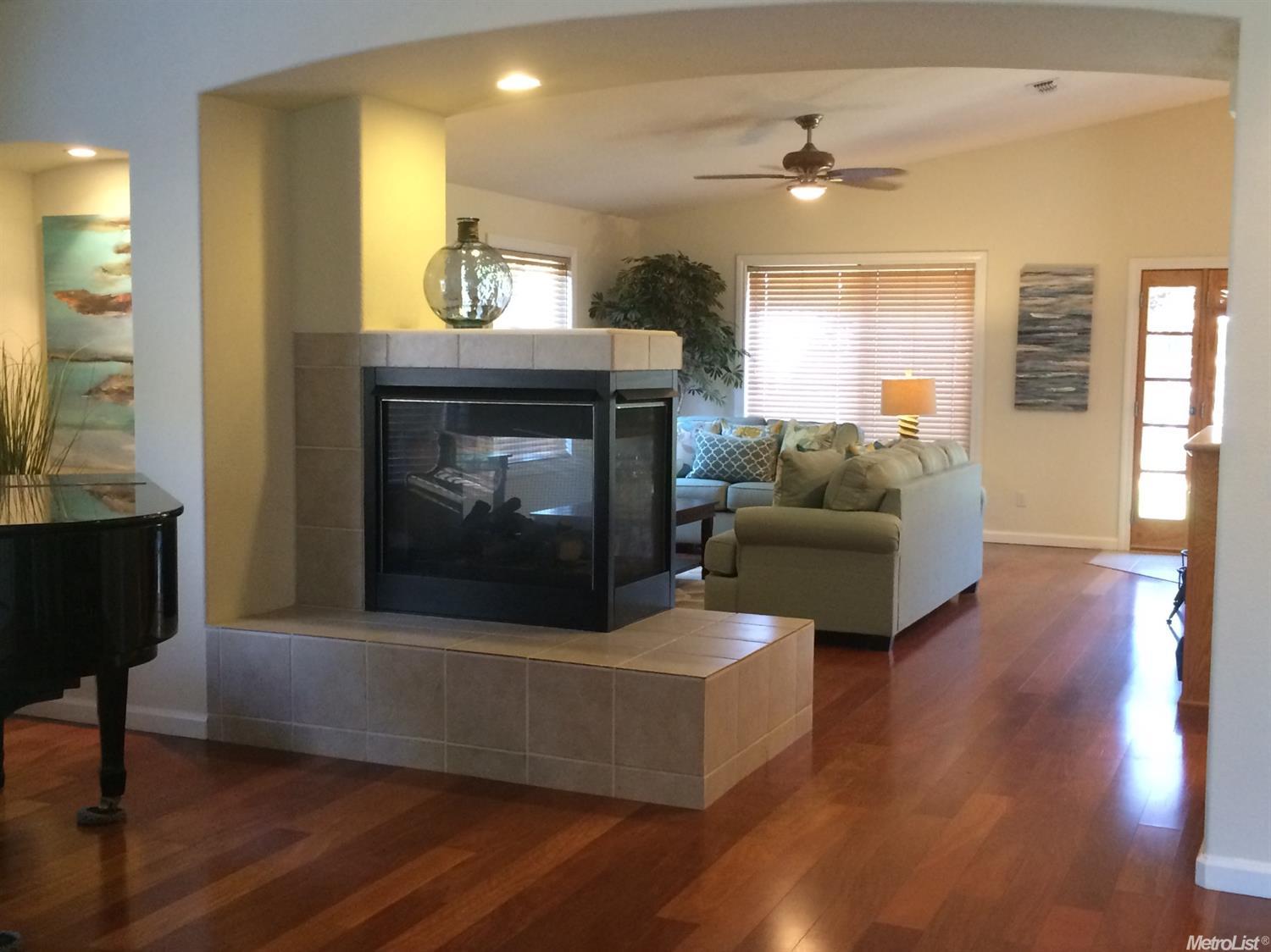 2525 Caravaggio Dr, Davis, CA 95618 photo 3