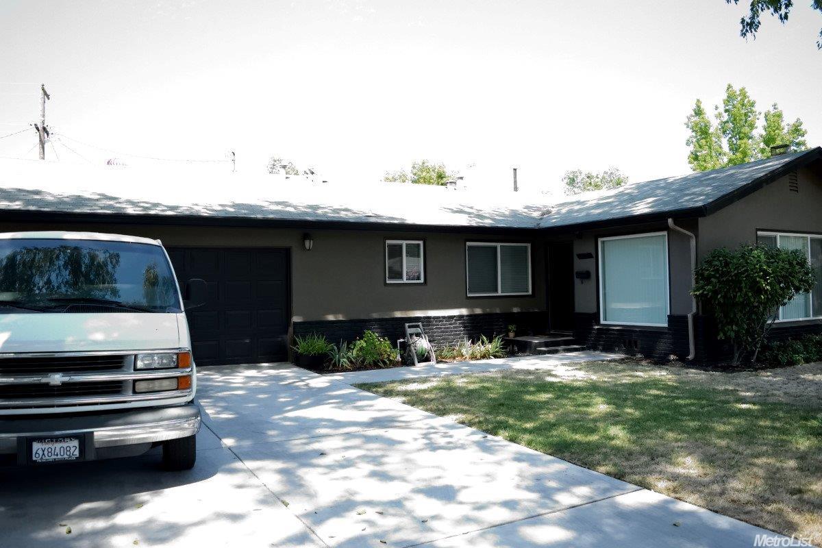 1825 Enslen Ave, Modesto, CA 95350 photo 4