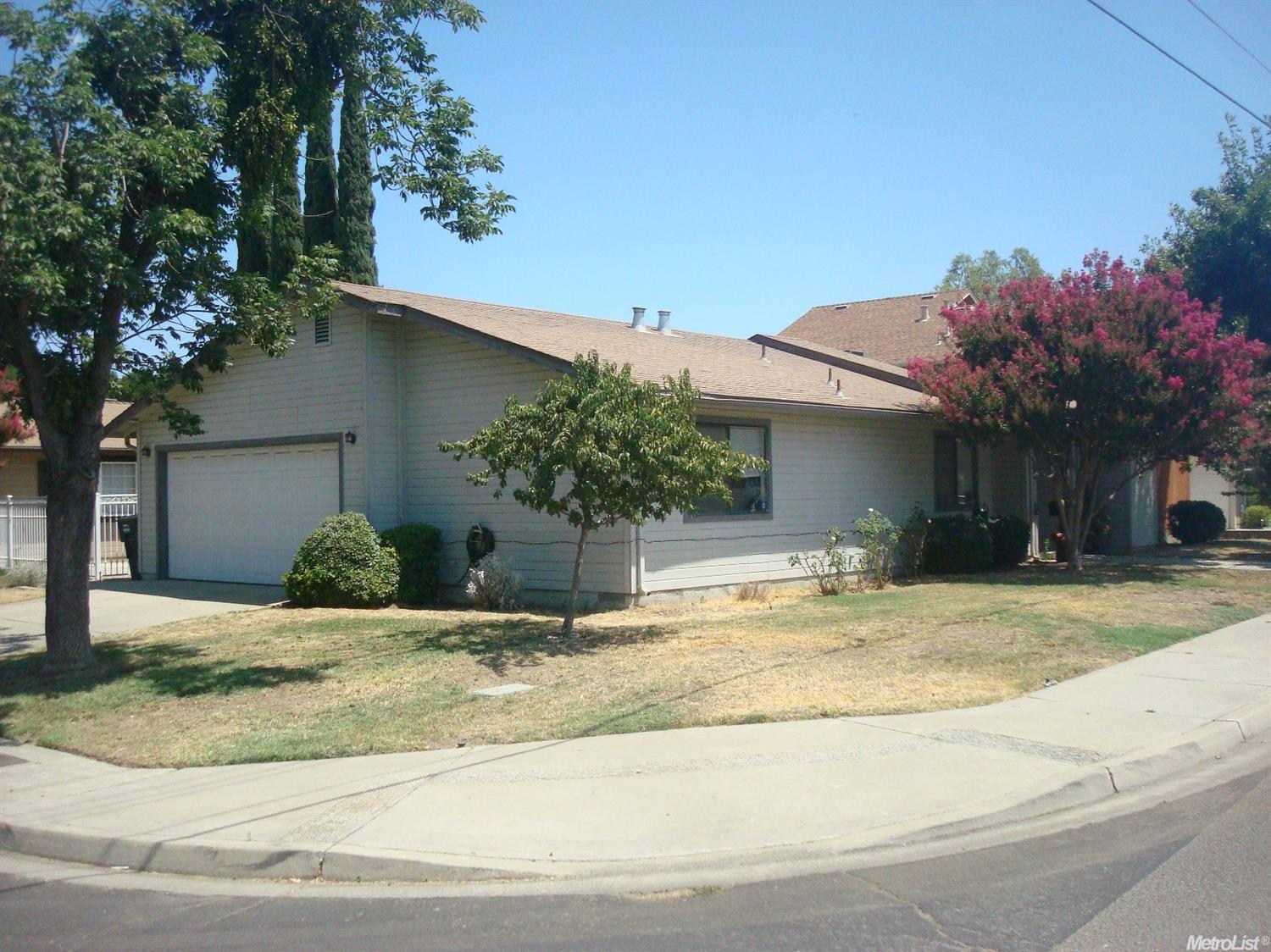1329 Houser Ln, Modesto, CA 95351 photo 1
