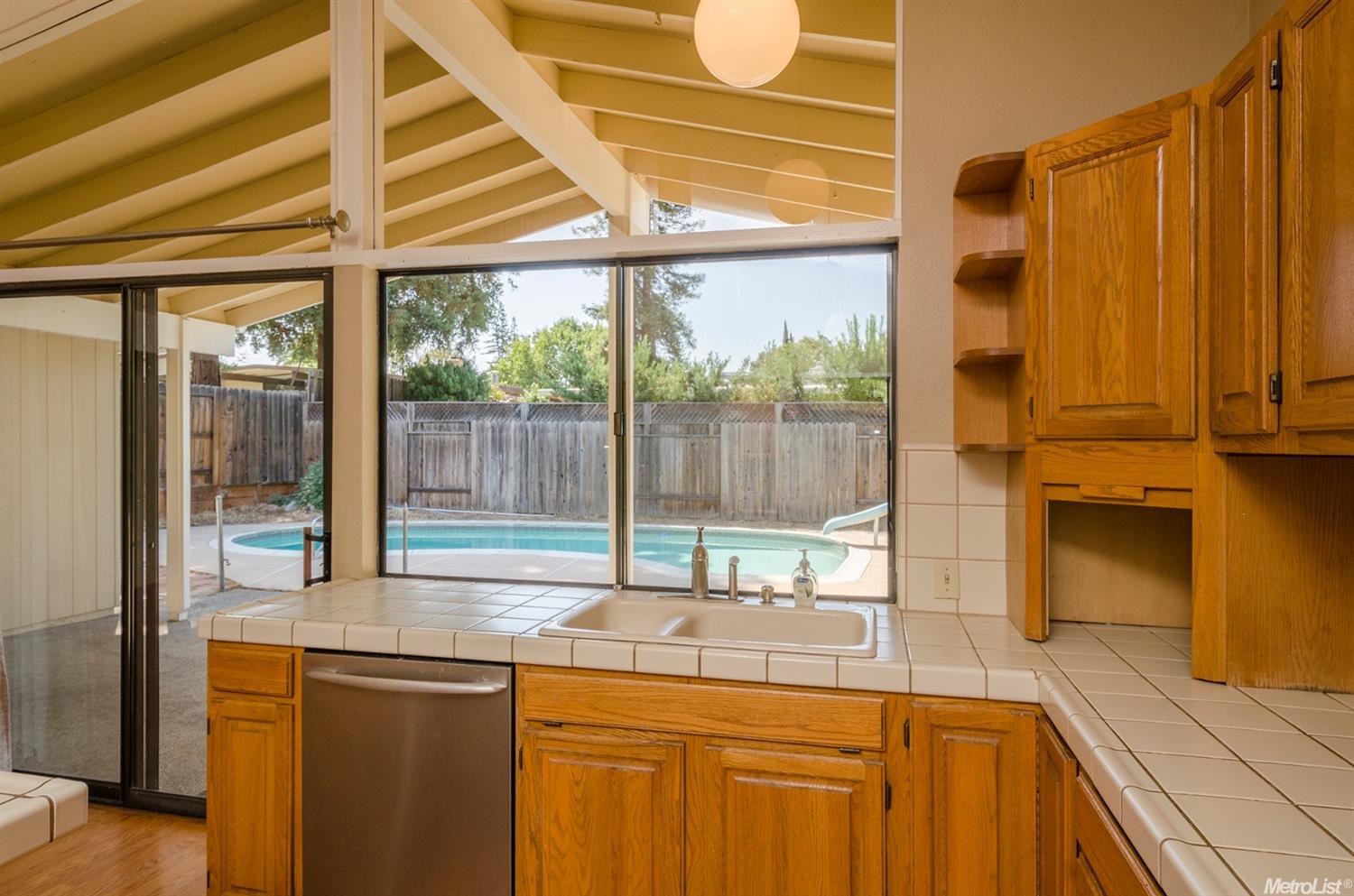 5494 Wildflower Cir, Carmichael, CA 95608 photo 7