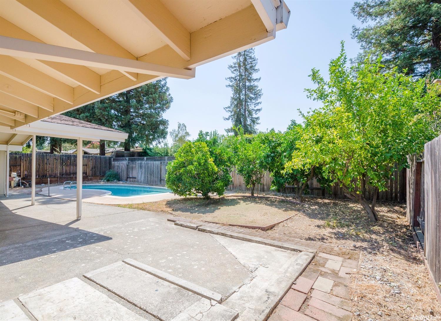 5494 Wildflower Cir, Carmichael, CA 95608 photo 20