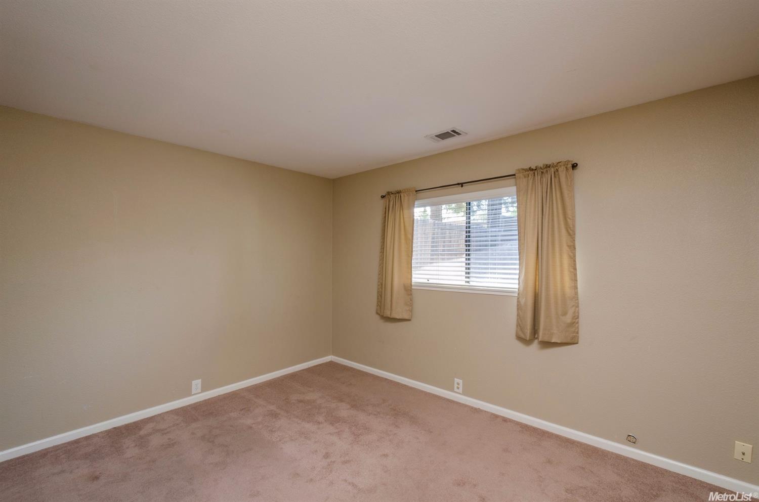 5494 Wildflower Cir, Carmichael, CA 95608 photo 12