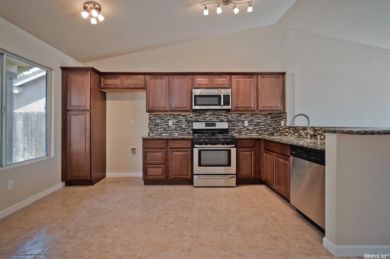 1020 Eucalyptus Ave, Newman, CA 95360 photo 6