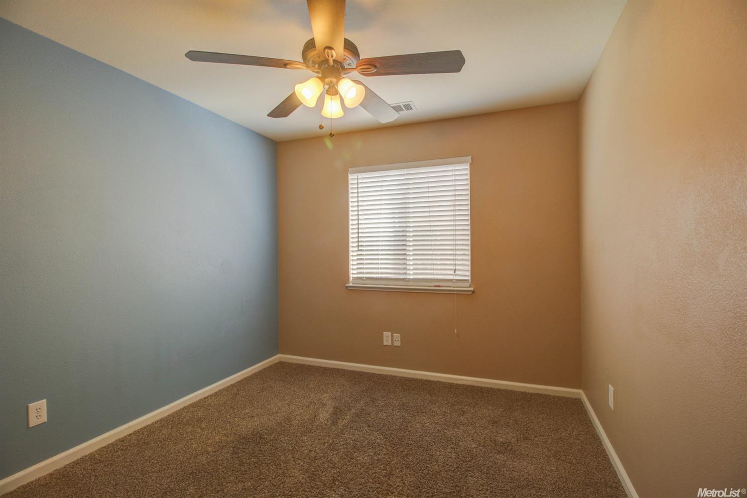 217 Yosemite Meadows Dr, Modesto, CA 95357 photo 14