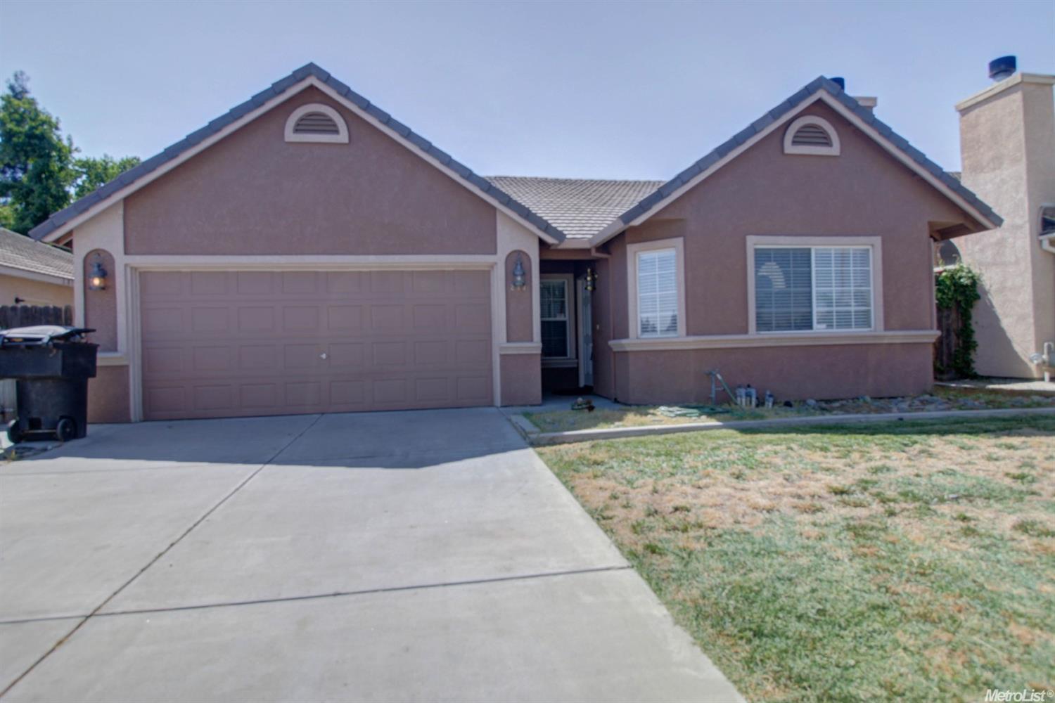 217 Yosemite Meadows Dr, Modesto, CA 95357 photo 1