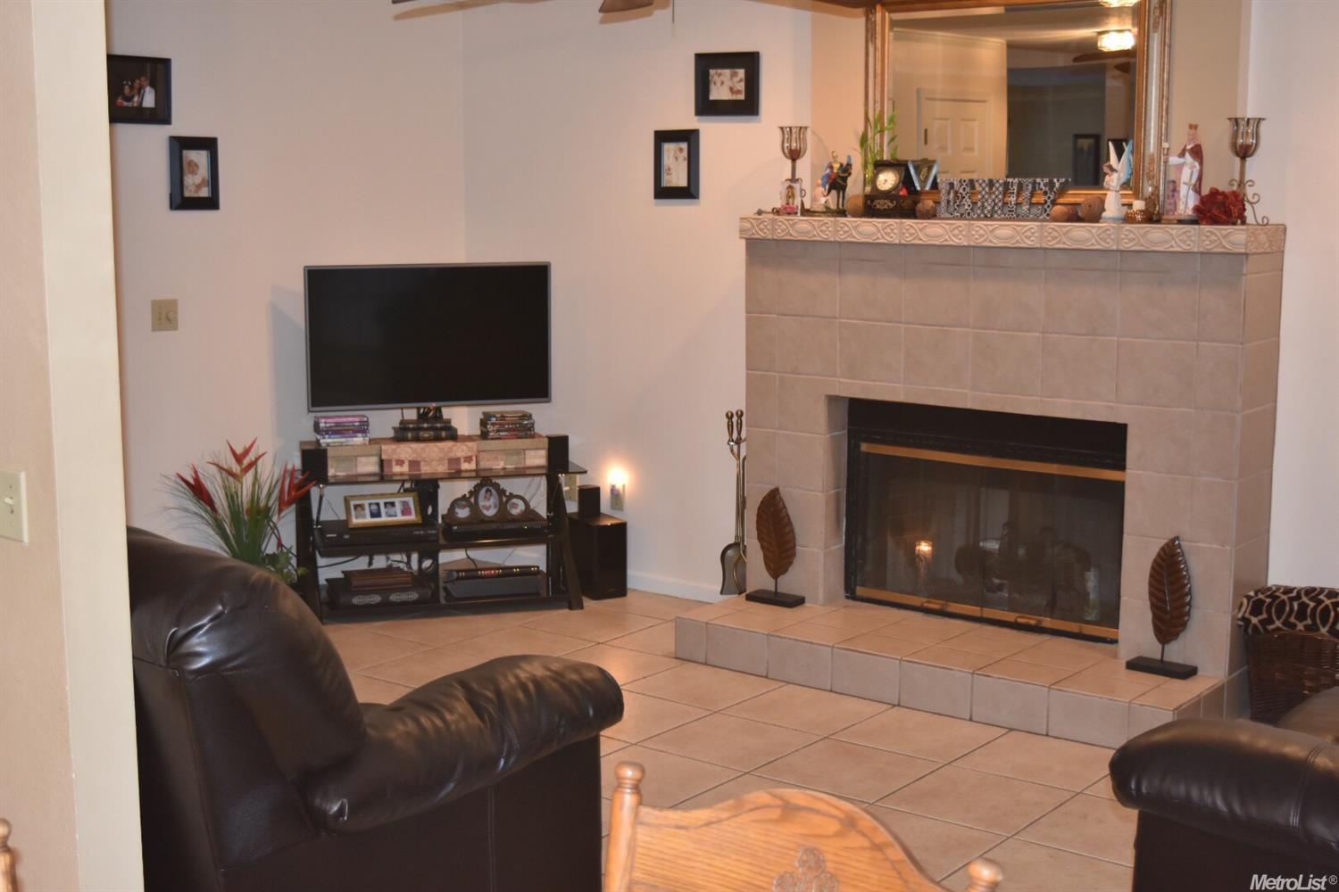 2221 Den Helder Dr, Modesto, CA 95356 photo 9