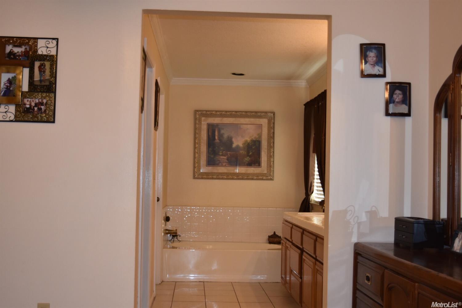 2221 Den Helder Dr, Modesto, CA 95356 photo 19