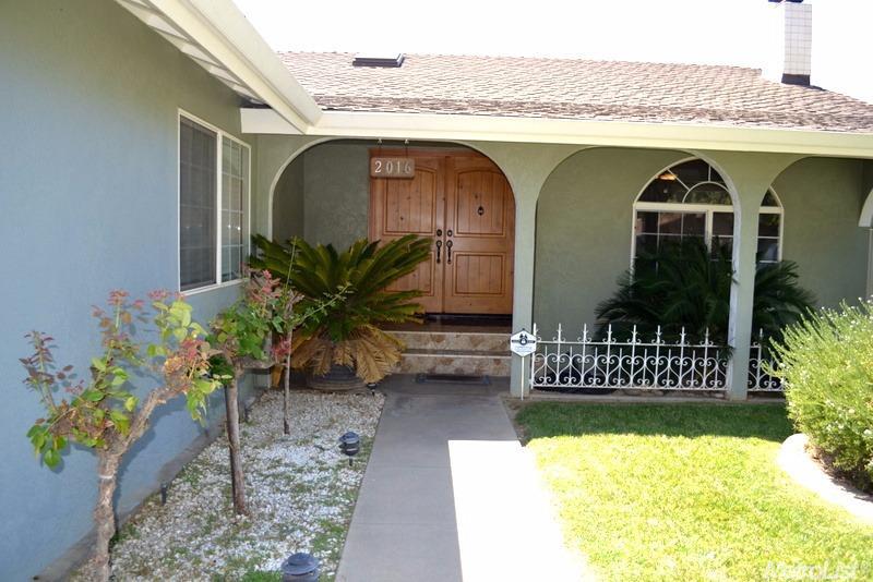 2016 Hunt Ave, Modesto, CA 95350 photo 3