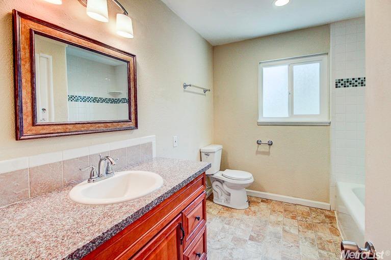 600 E Rumble, Modesto, CA 95355 photo 16