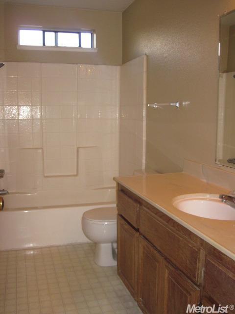3408 Merrifield Ave, Modesto, CA 95356 photo 10