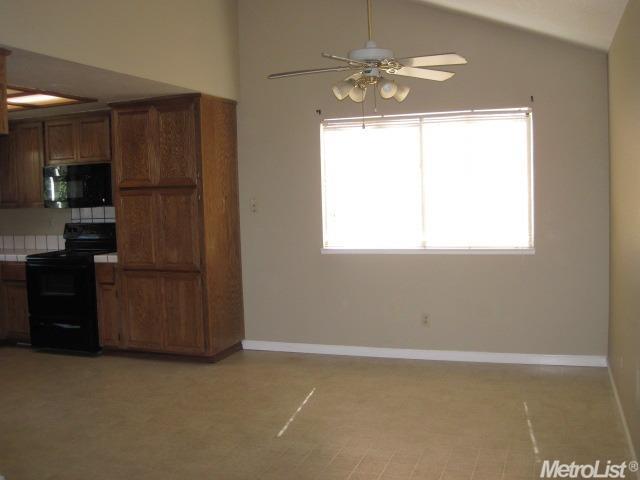 3408 Merrifield Ave, Modesto, CA 95356 photo 8