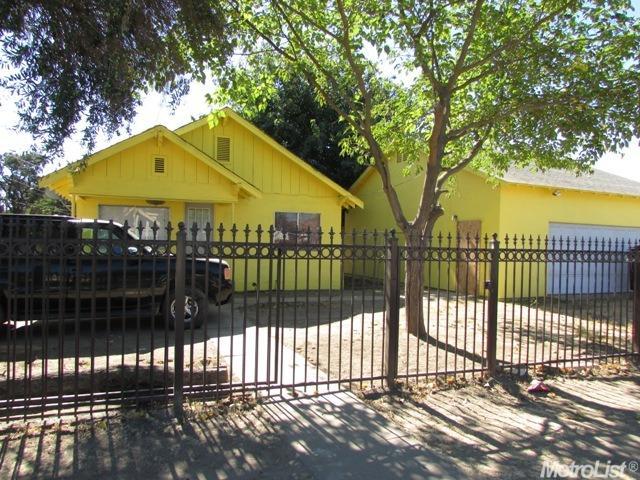 712 River Rd, Modesto, CA 95351 photo 1