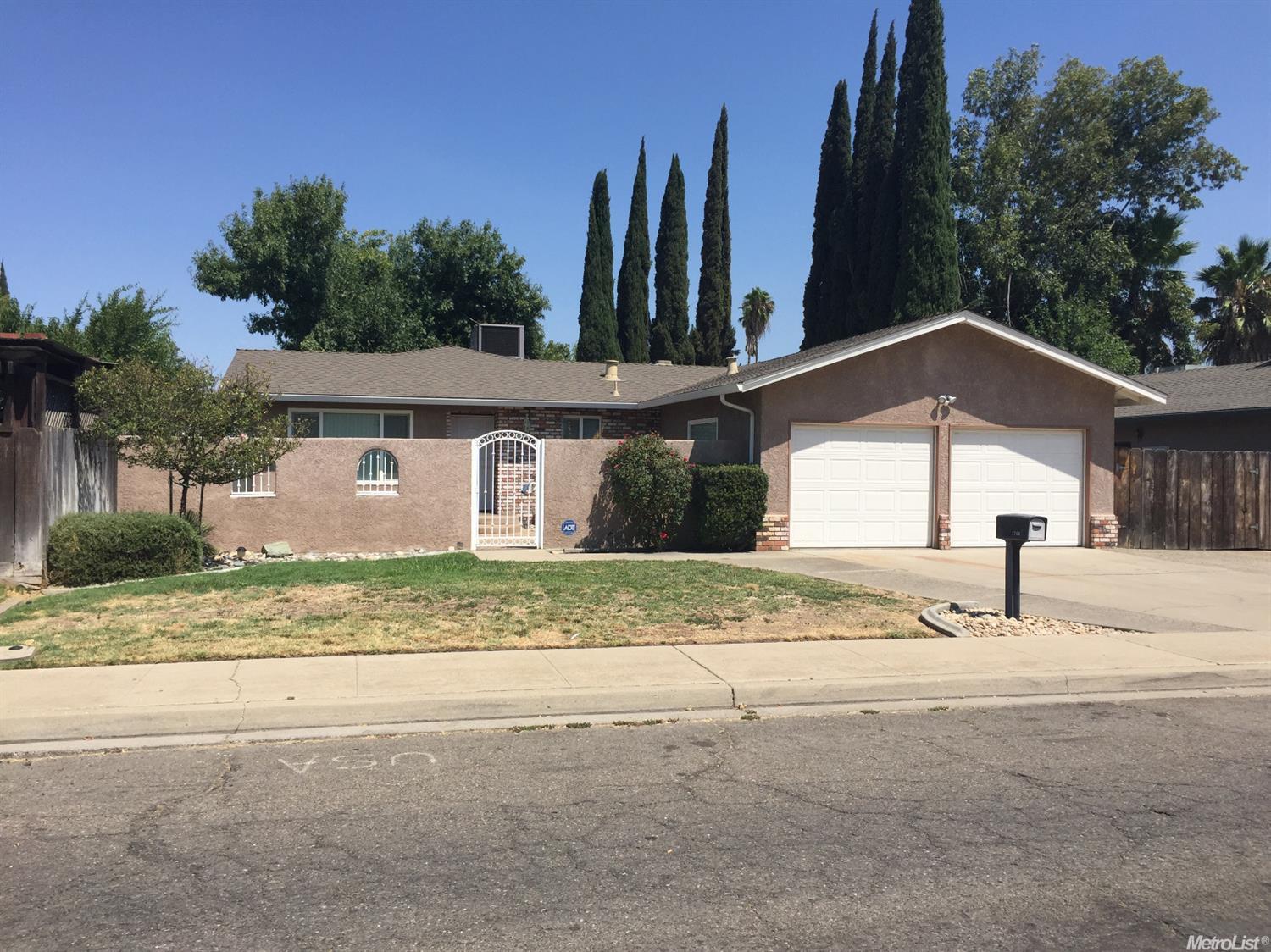 2708 10th St, Ceres, CA 95307 photo 1