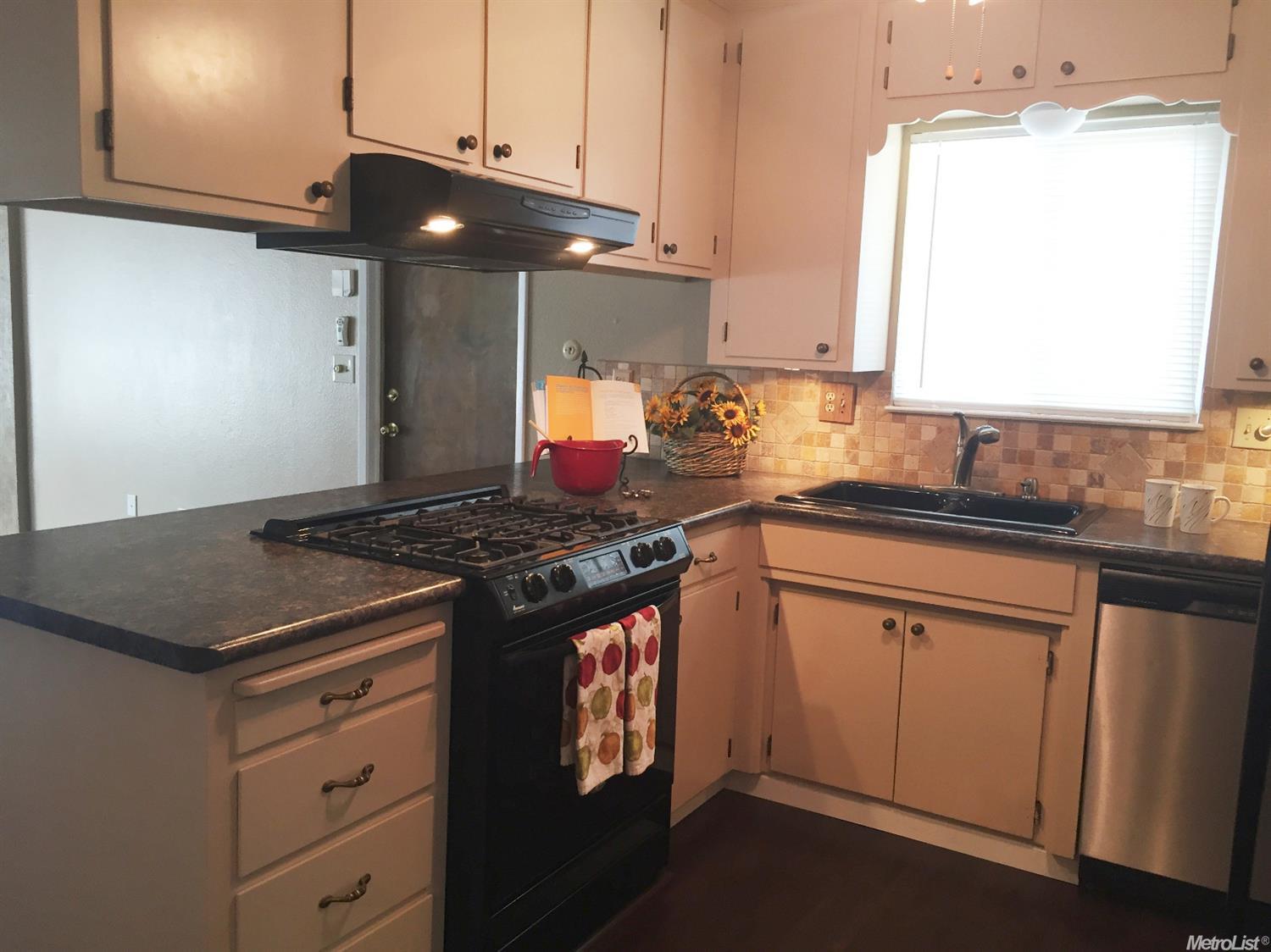 2708 10th St, Ceres, CA 95307 photo 7