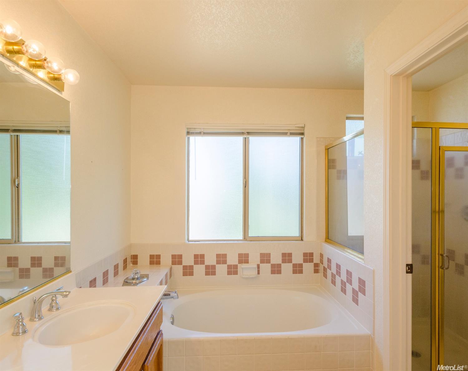 8258 Pinefield, Antelope, CA 95843 photo 17