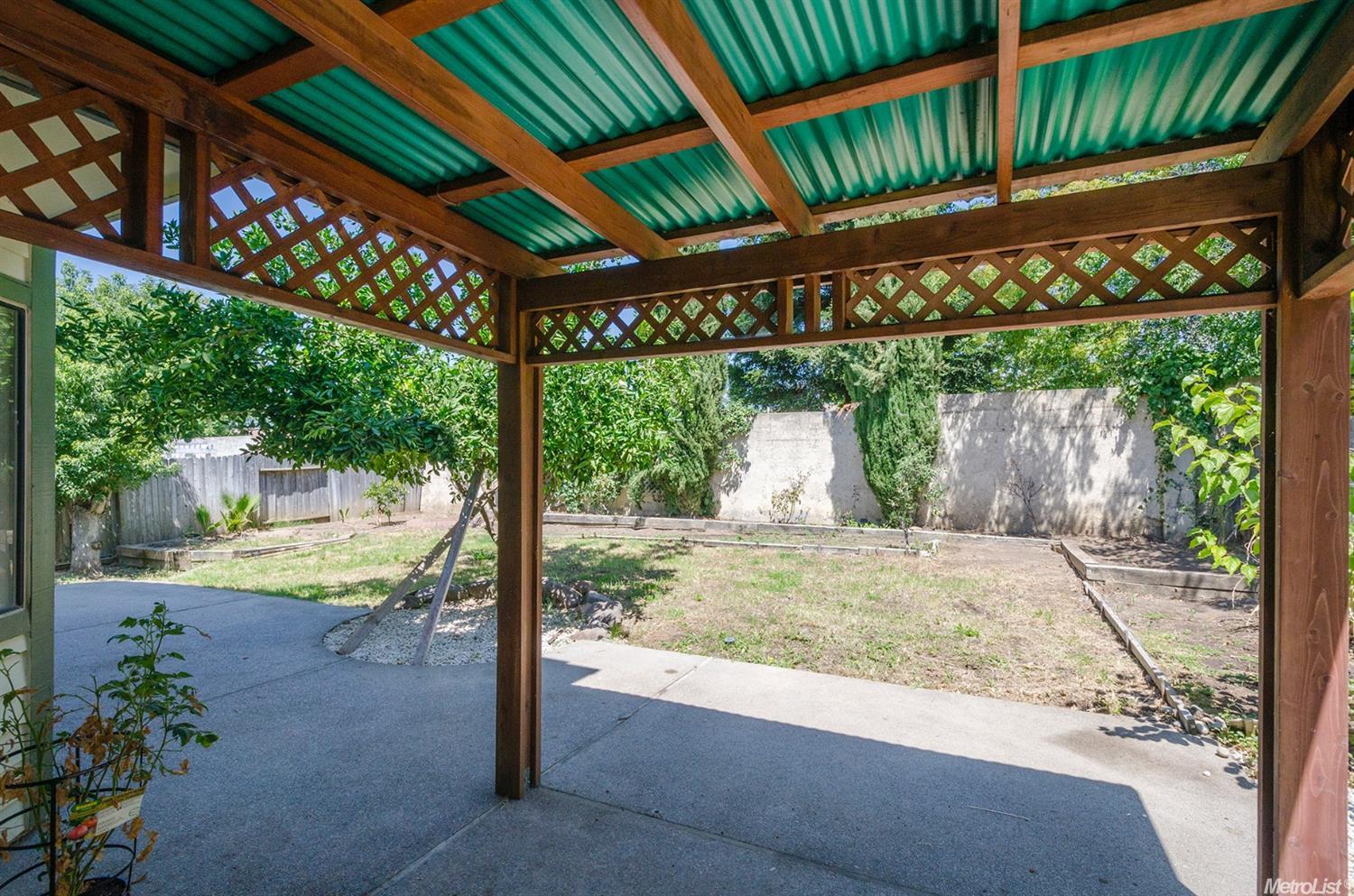 8258 Pinefield, Antelope, CA 95843 photo 22