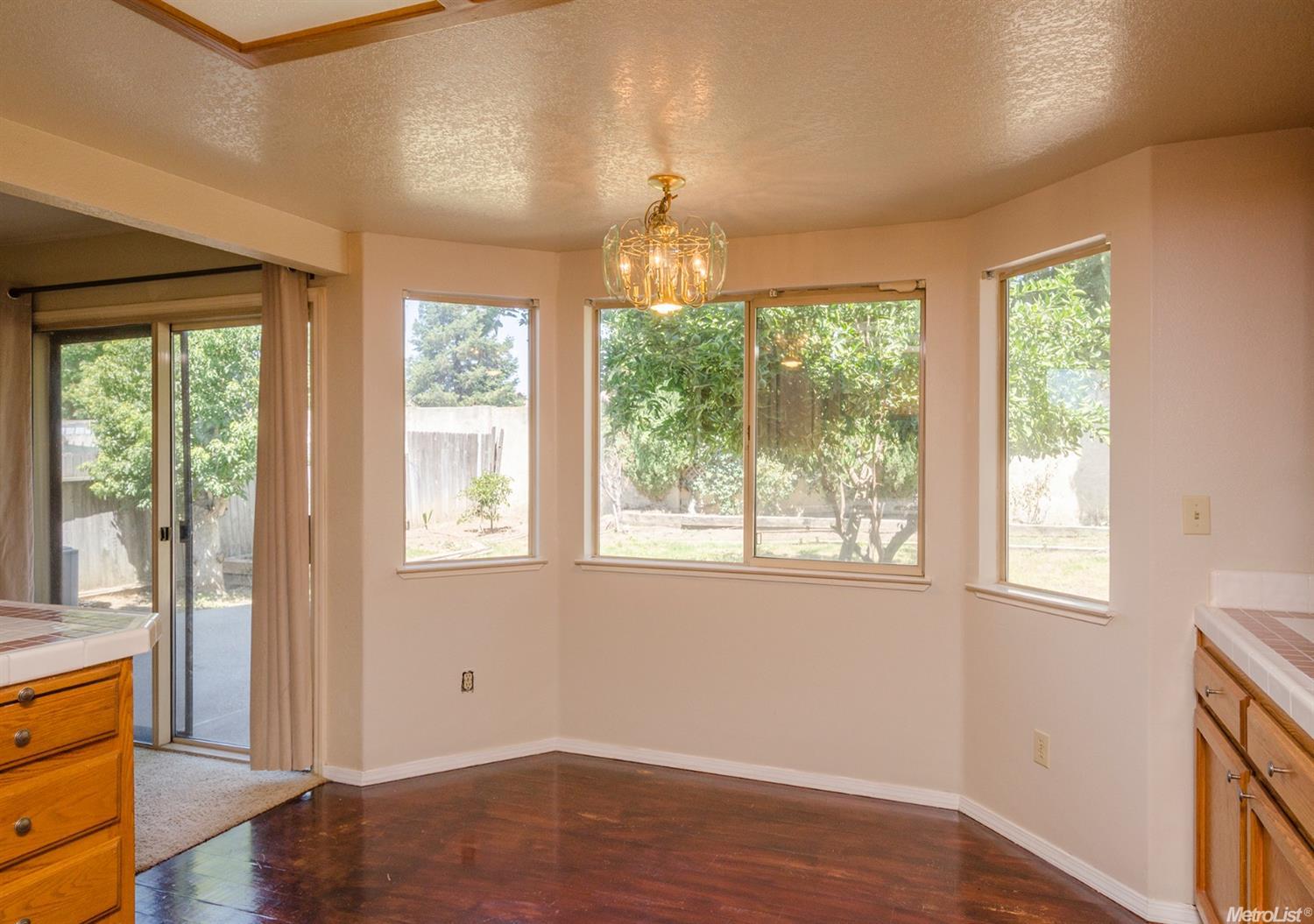 8258 Pinefield, Antelope, CA 95843 photo 11